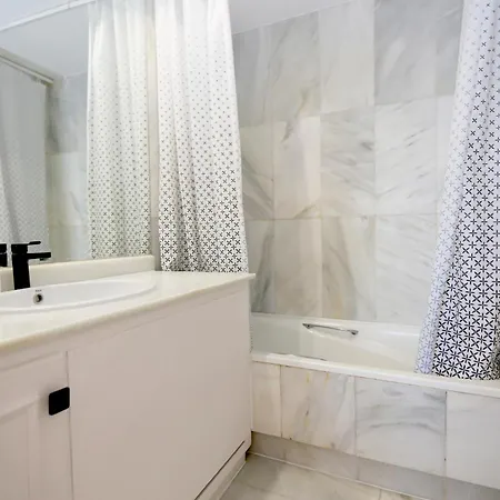 Port Townhouse Vicky * Estepona